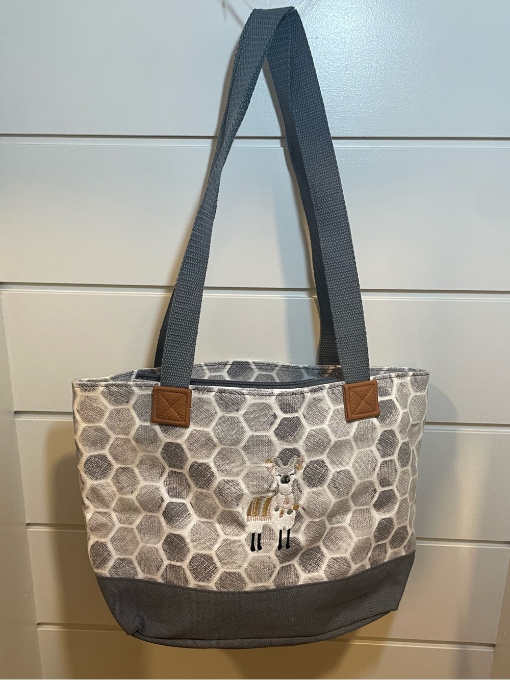 Thirty-One Small Tote/Lunch Bag, Stepping Stones, Custom Llama Embroidery 14 x 9